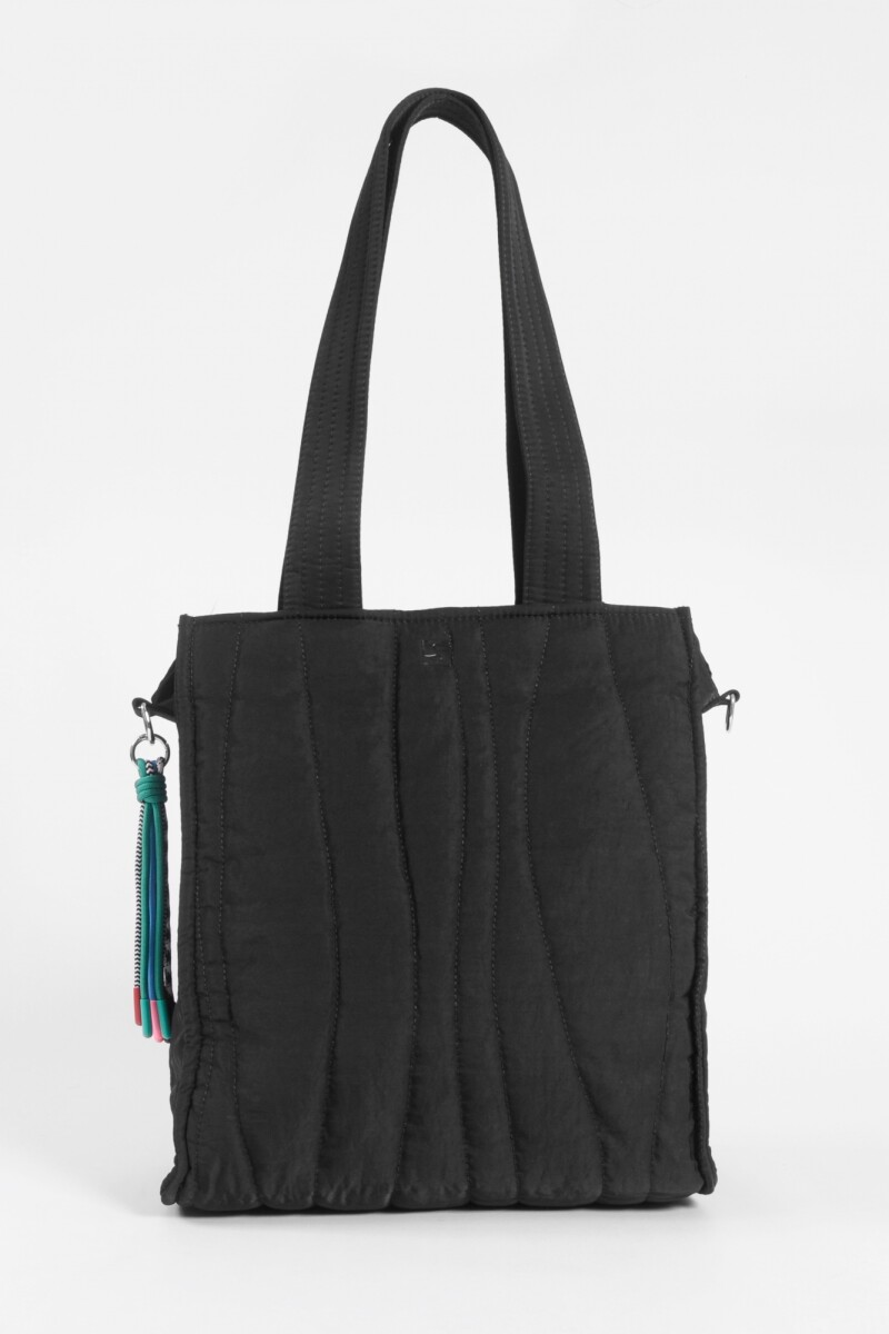 Shopper matelaseada negro