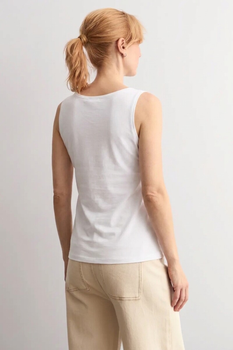 Musculosa escote a la base blanco