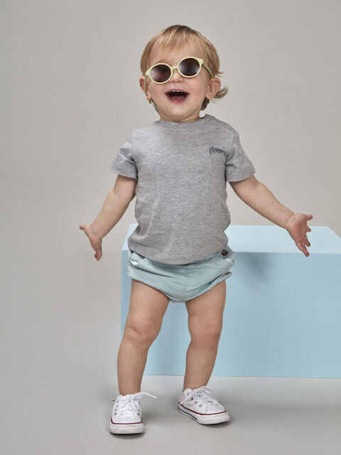 Camiseta Con Print Gris
