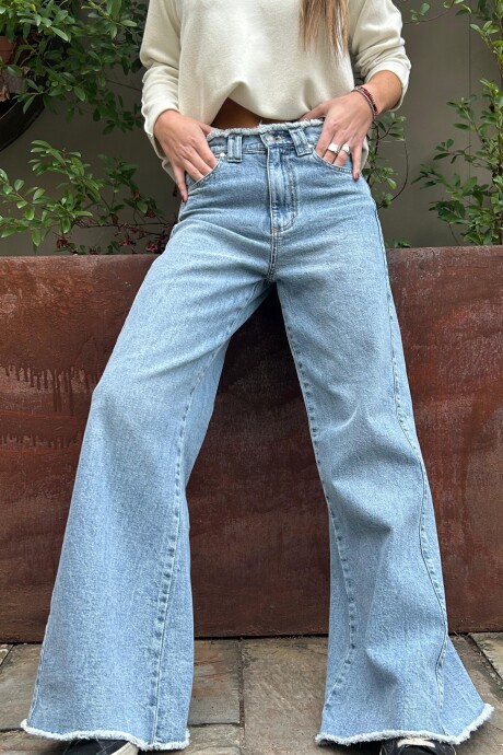 PANTALON JEAN JUANI Celeste