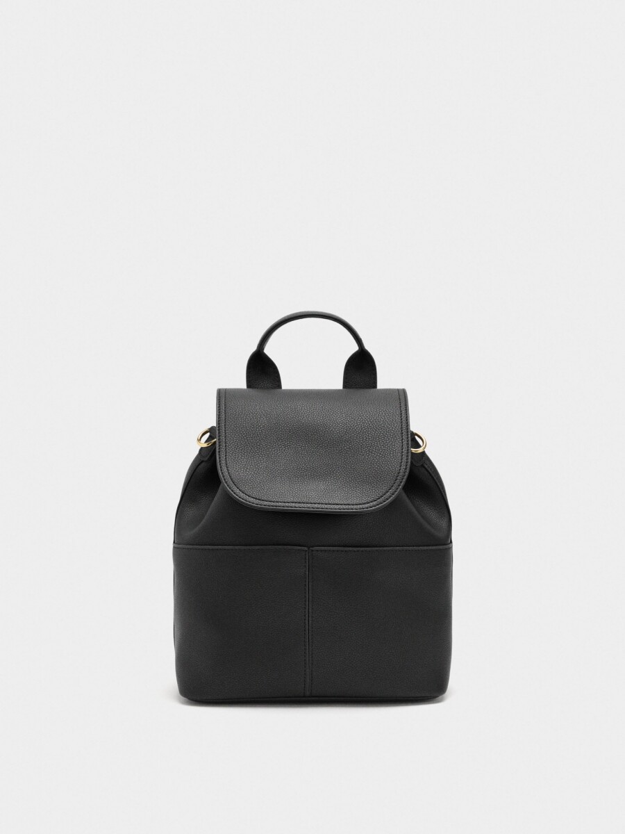 Mochila Con Textura Y Solapa negro
