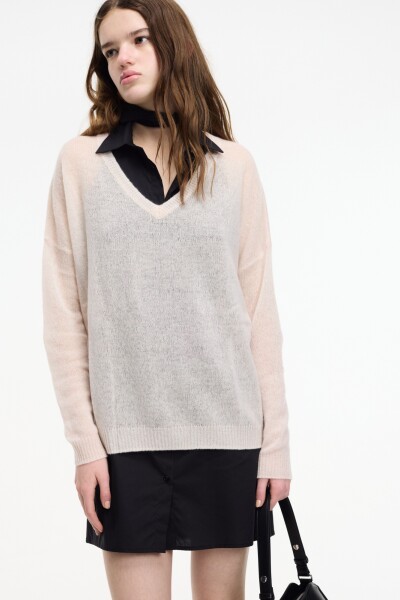 SWEATER V Nude