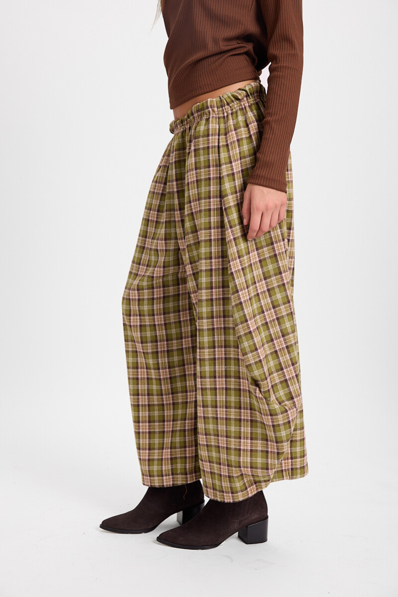 Pantalon Versatil Cuadrille Verde