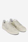Zapatilla V-90 Crema