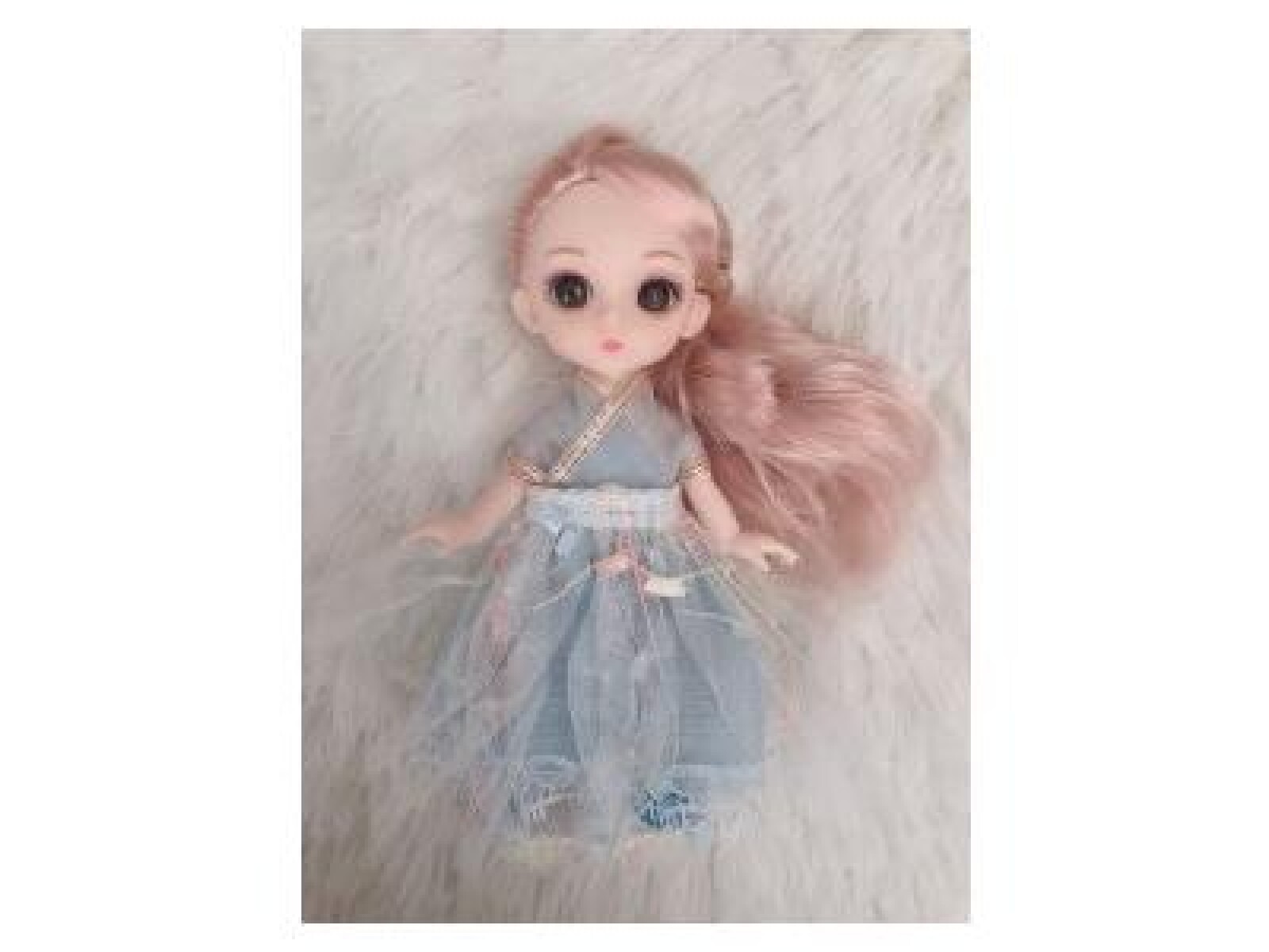 MUÑECA ARTICULADA DE 15 CM CON LLAVERO 