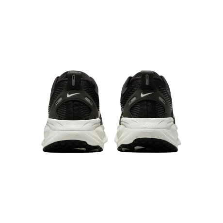 Championes Nike Vomero 18 Black