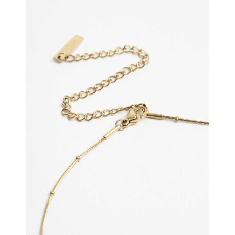 Cadena Corta Dije ''m'' Acero Dorado