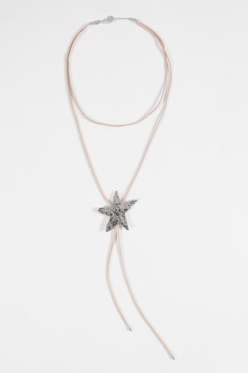 Collar cordón estrella metálica plateado