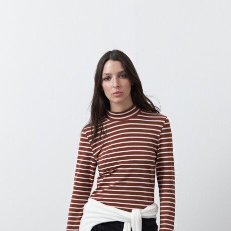 POLERA SAMUEL Marrón Corteza