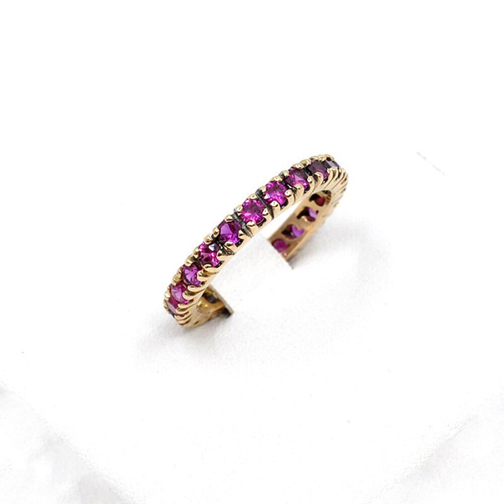 Anillo Sin Fin Con Rubies Sinteticos Anillo Sin Fin Con Rubies Sinteticos