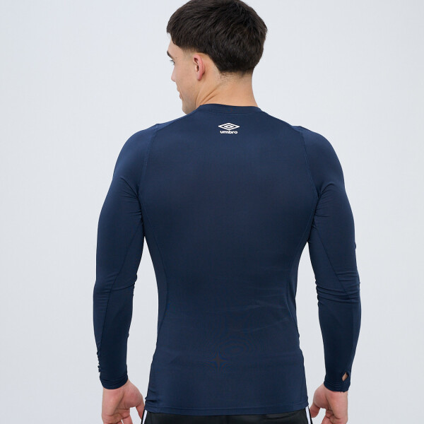 T-Shirt Térmica Manga Larga Umbro Hombre Y70