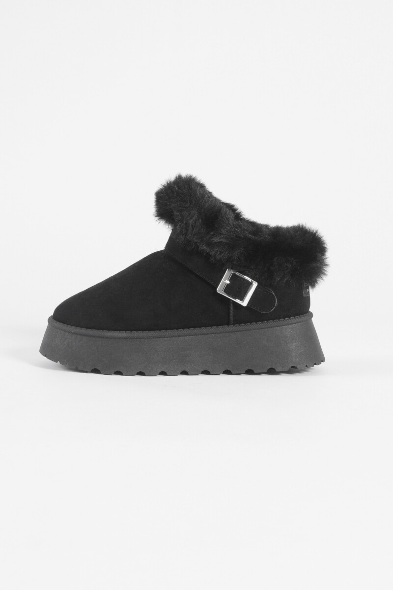 Bota corderito negro