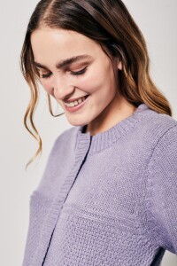 Cardigan Broches Lila