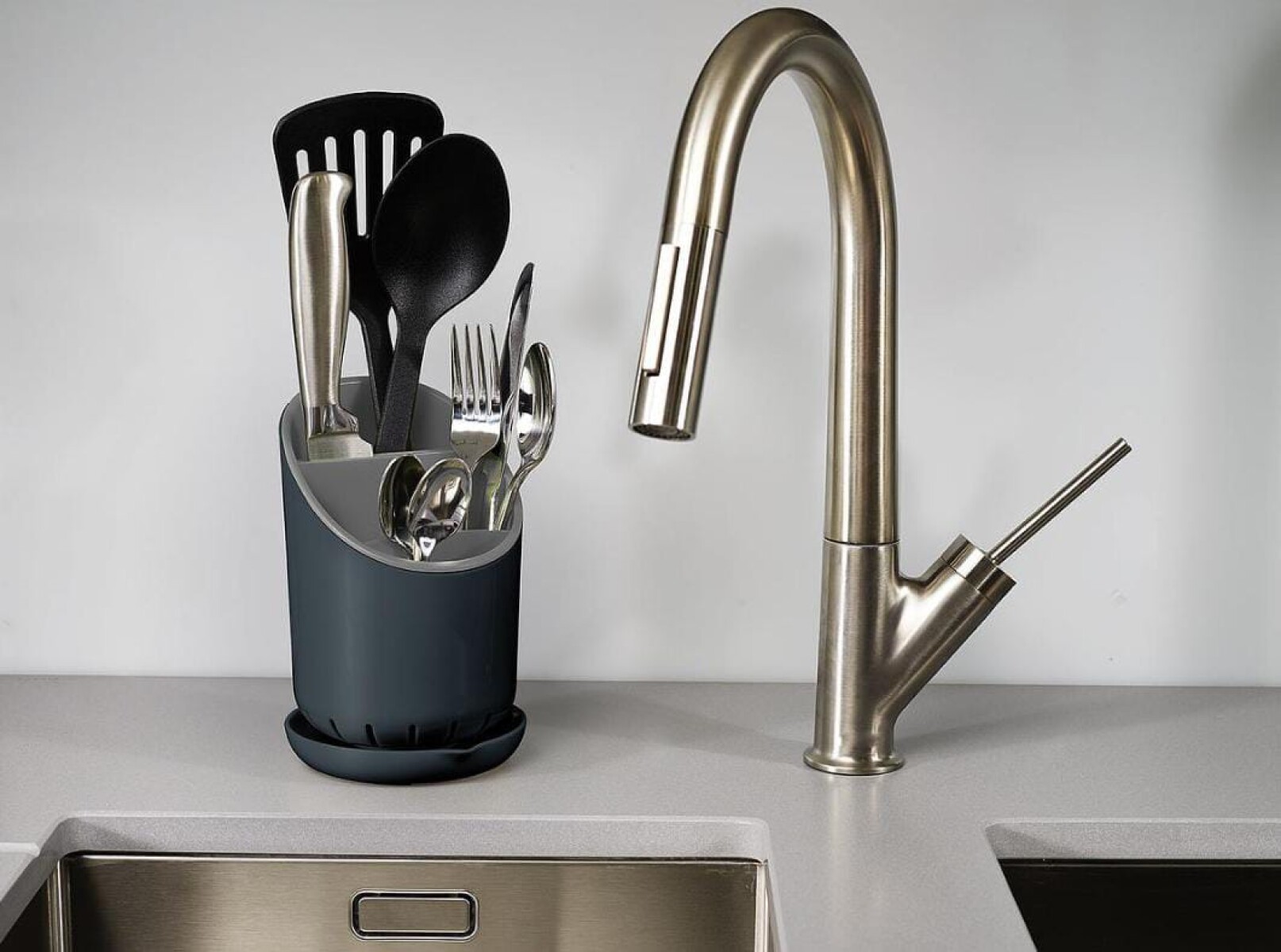 Escurridor y Organizador de Cubiertos Joseph Joseph Dock™ - Preventa 