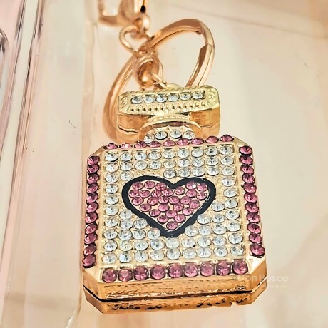 Set Farala Pink edt 50 ml + Llavero Set Farala Pink edt 50 ml + Llavero