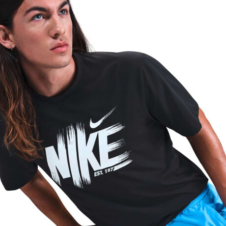 Remera Dri-Fit Uv Hyverse Manga Corta Gfx de Hombre Negro