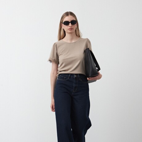 REMERA IWAKI Tostado