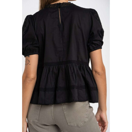 Blusa Algodon Con Encaje Negro