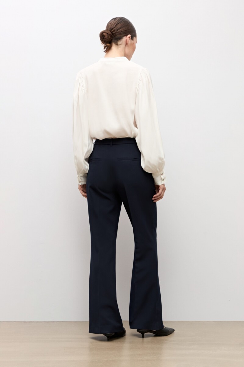 Pantalón flare sastrero azul marino