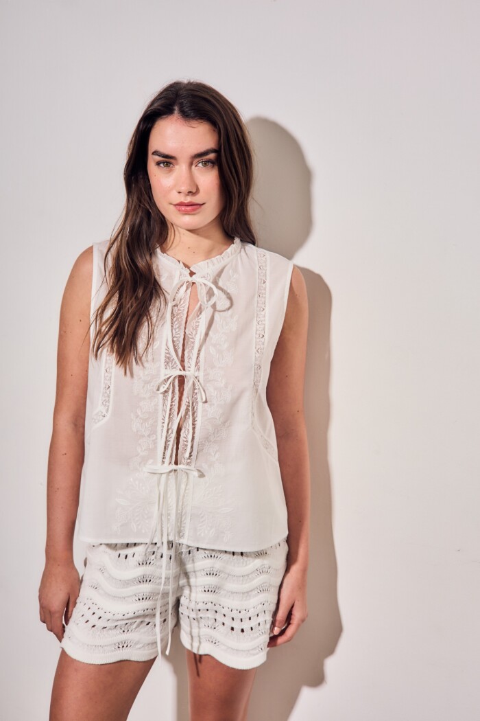 Blusa Bordada Off White