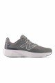 CALZADO DEPORTIVO NEW BALANCE M413 Gris