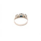Anillo Estilo Antiguo En Platino Con Brillantes Laterales Y Zafiro Central Anillo Estilo Antiguo En Platino Con Brillantes Laterales Y Zafiro Central