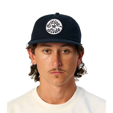 Gorro Critical Slide Spiral Patch Negro