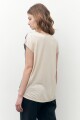 Blusa frente estampado beige