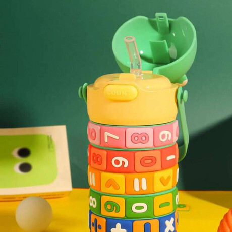 Botella infantil didáctica matemática Verde