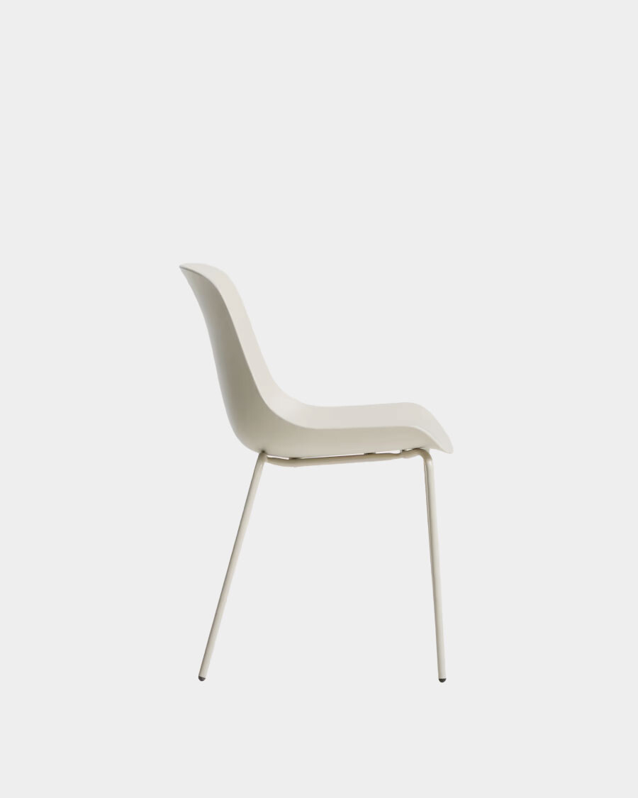 Silla Altea beige y patas de acero con acabado beige
