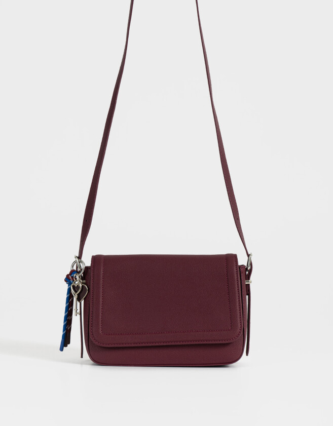Bandoleras Bandolera Con Charm Burgundy - Rojo Vino