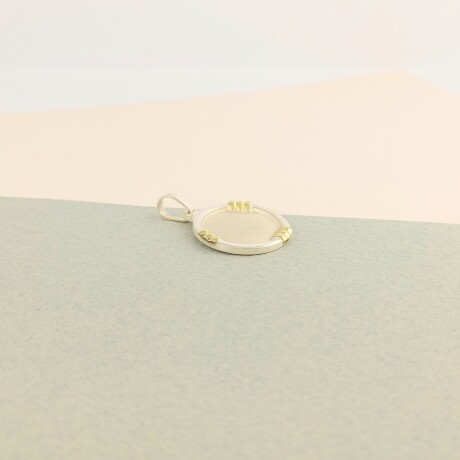 Medalla de plata 925 y double en oro 18 ktes. Medalla de plata 925 y double en oro 18 ktes.