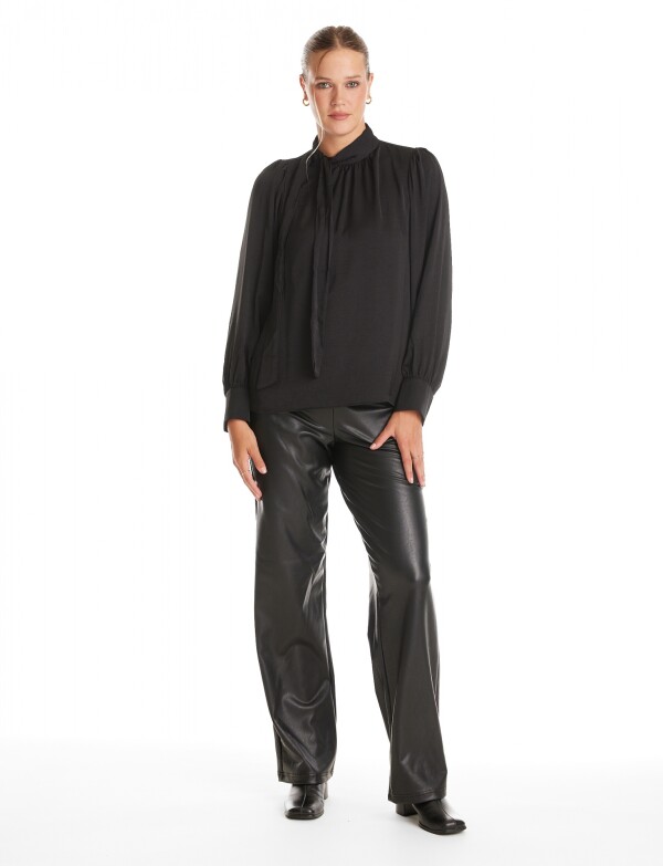 Blusa Lazo & Botones NEGRO