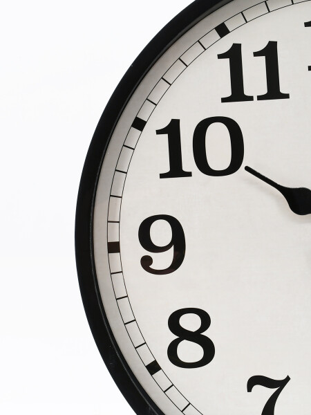 RELOJ REDONDO DE PARED NEGRO