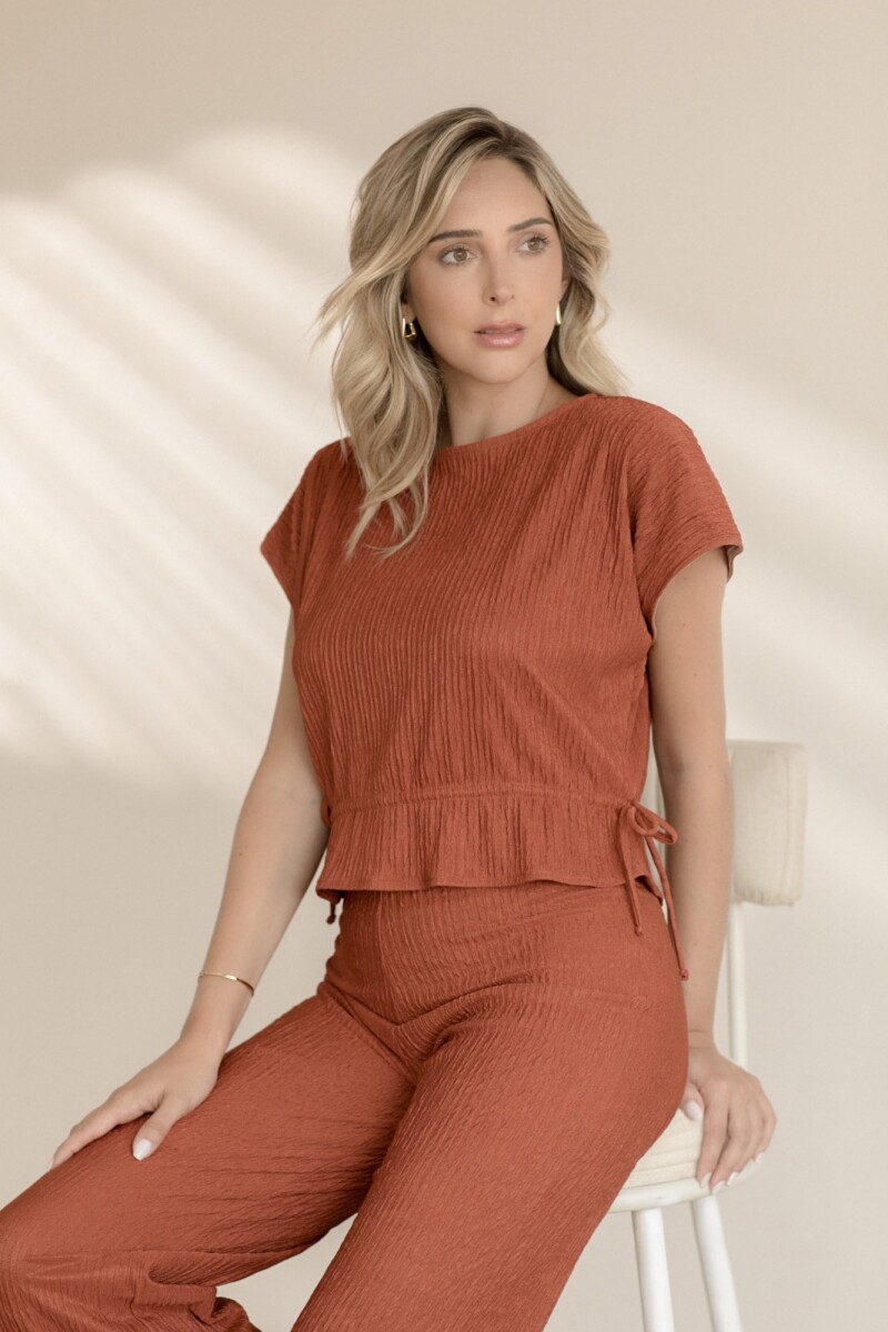 Blusa Casual. Terracota