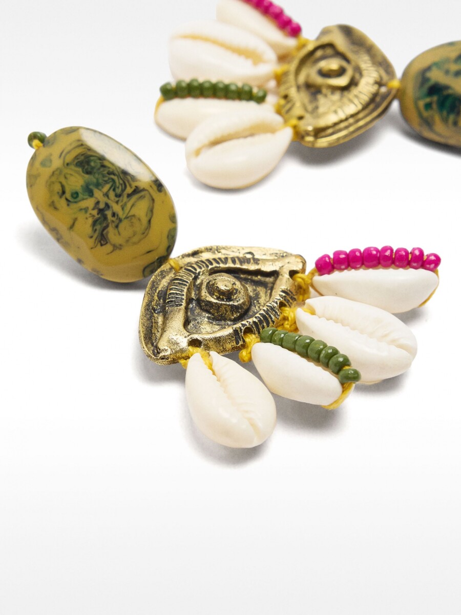 Pendientes Con Conchas multicolor