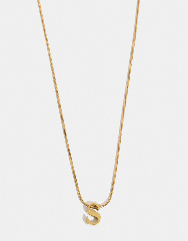 Cadena Corta con Dije Metal Cadena De Acero Con Inicial S - Dorado