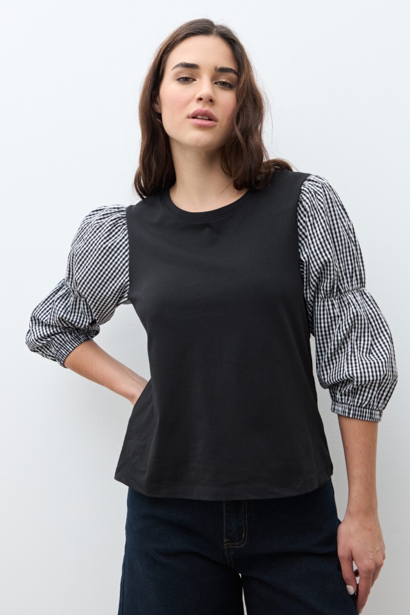 Remera con mangas Vichy negro