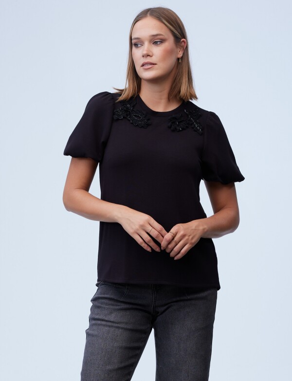 Blusa Aplique Bordado NEGRO