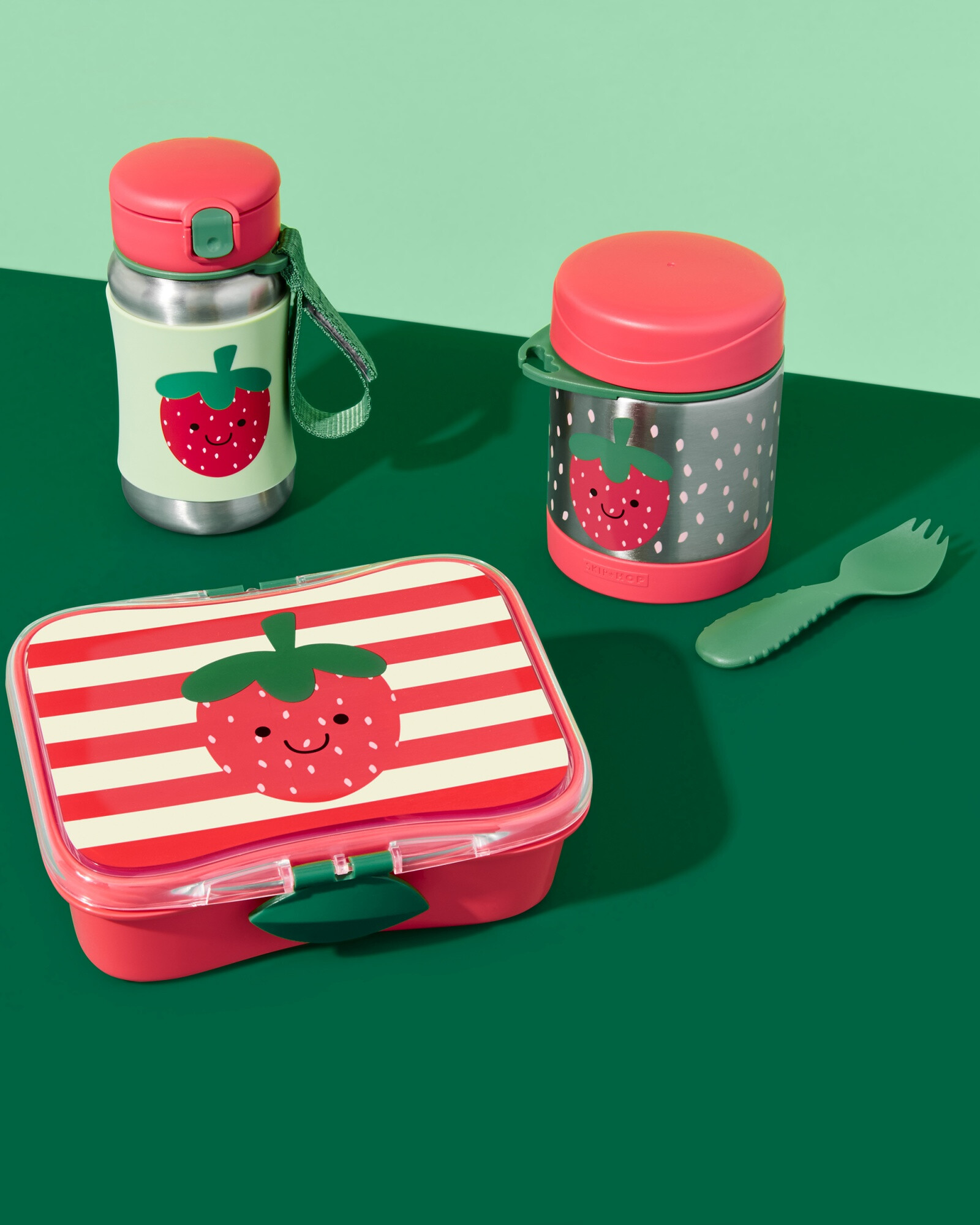 Tupper de acero inoxidable con cubierto, diseño frutilla Tupper de acero inoxidable con cubierto, diseño frutilla