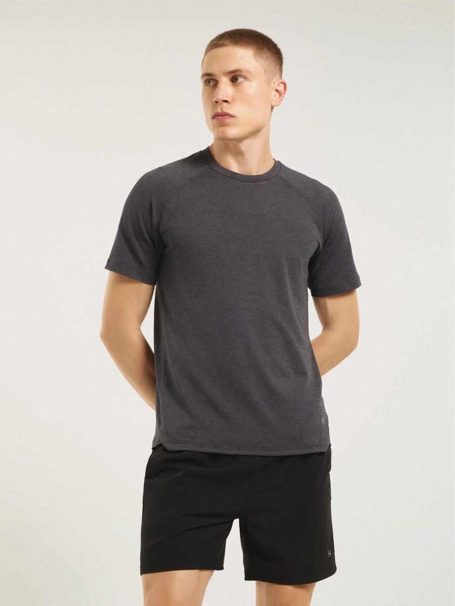 CAMISETA SPORT EASY CARE MODELO MOOVE - NEGRO 