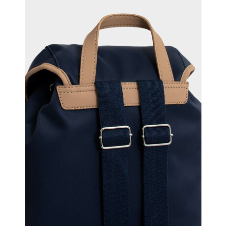 Mochila Con Solapa Azul ''campus Club'' Azul Medio