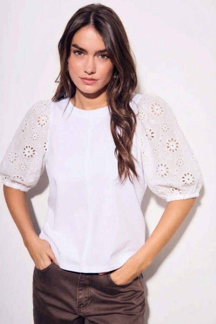 Remera Manga Broderie Blanco