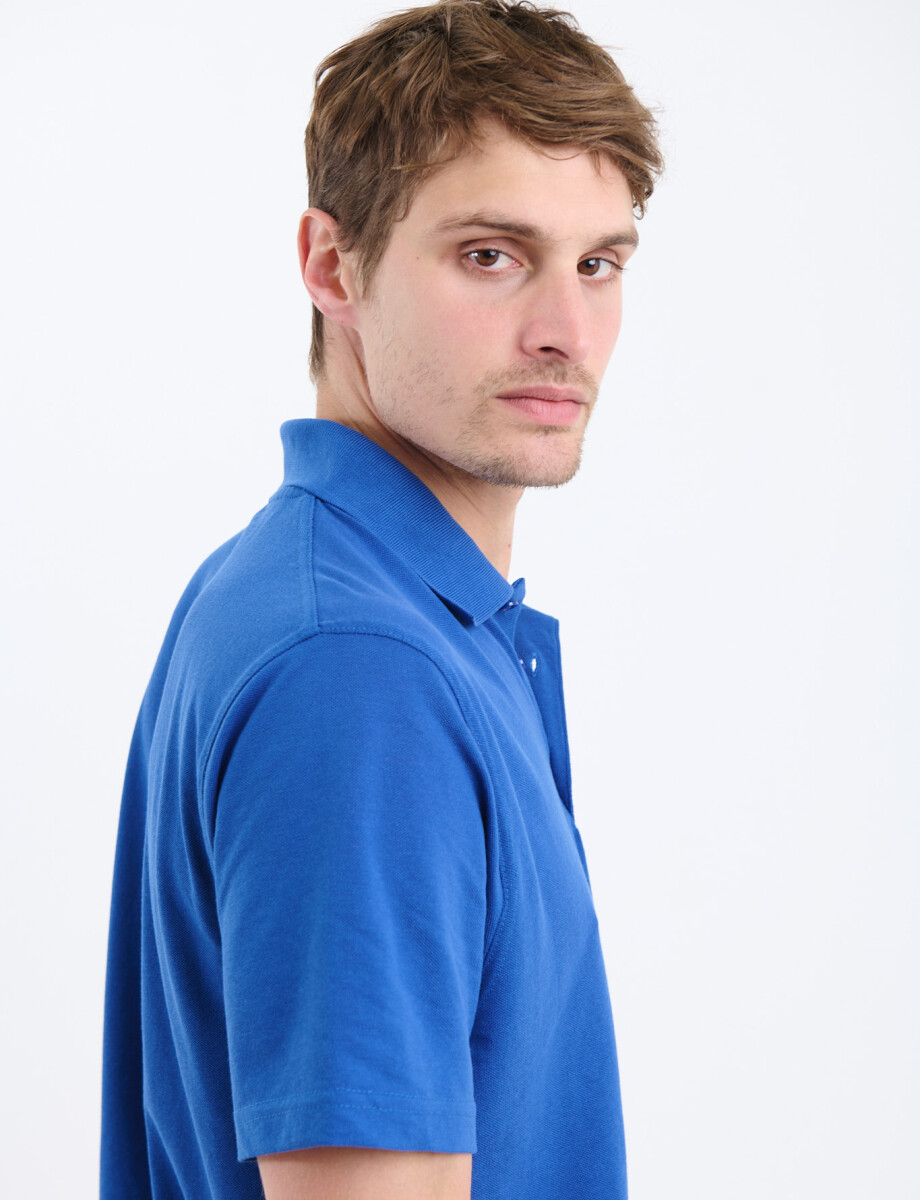 520857 REMERA FERAUD Royal