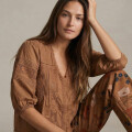 Imagen de Blusa Encaje Bordados - Chocolate