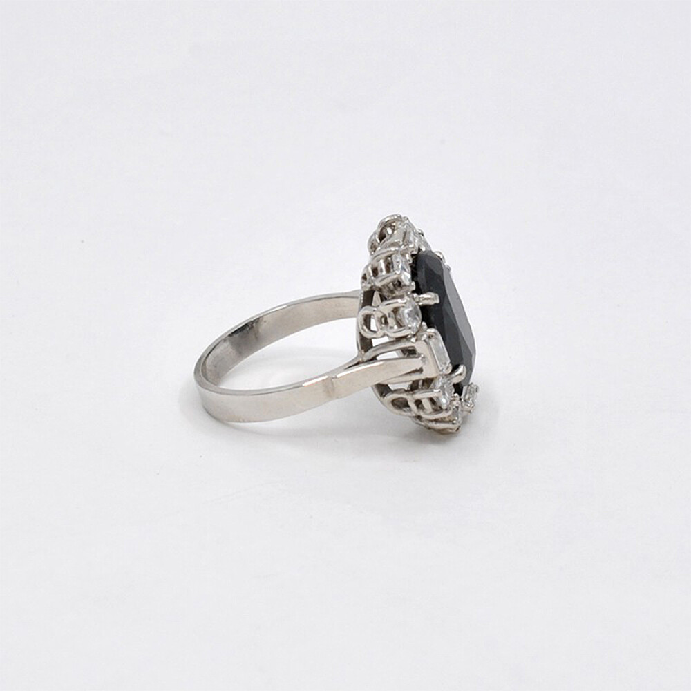 Anillo Antiguo Oro 18K, Brillantes Y Zafiro Anillo Antiguo Oro 18K, Brillantes Y Zafiro