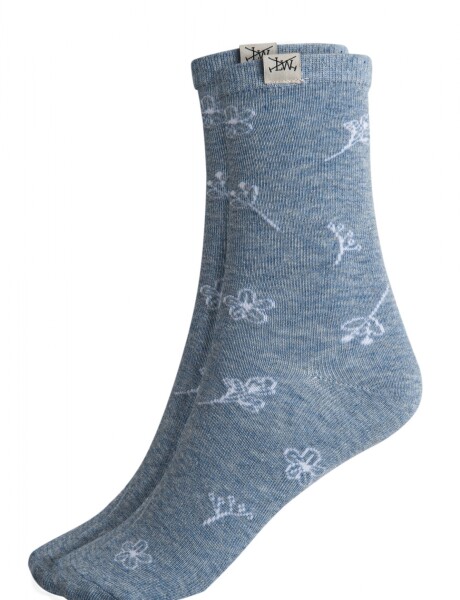 MEDIA FLORES Celeste