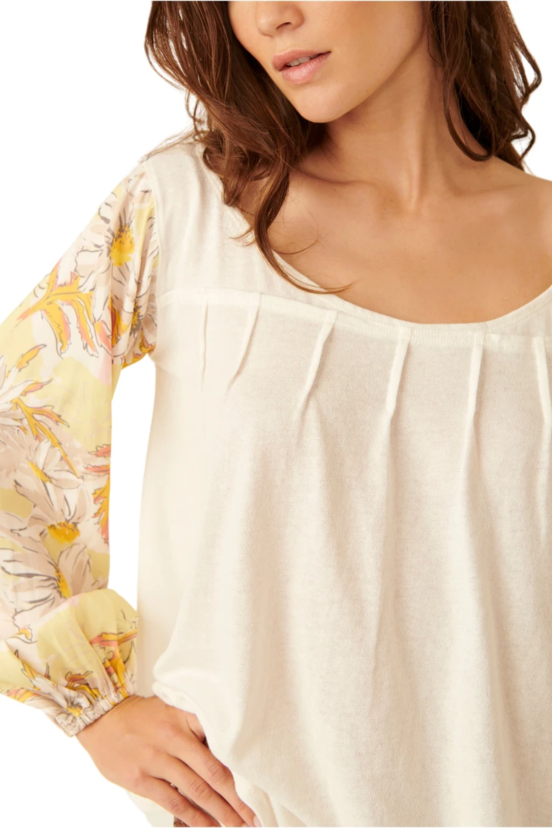 PICKING PETALS TOP Marfil