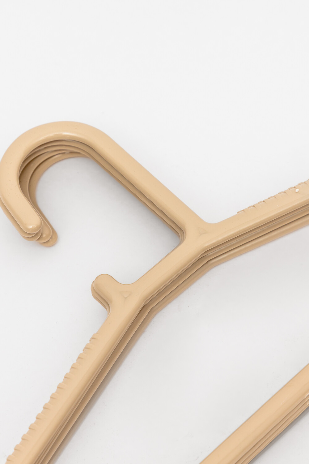 Perchas Set 5 Un. Caqui