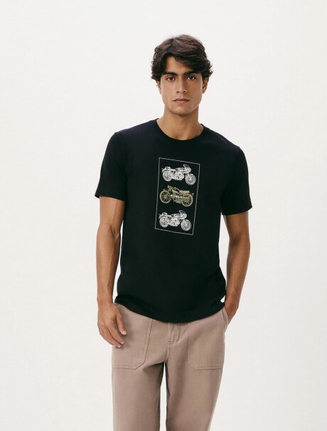 CAMISETA CON ESTAMPA MODELO REGULAR NEGRO